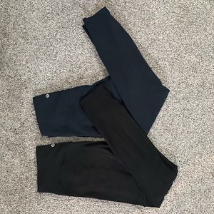 Lululemon size 8 Navy and Black leggings